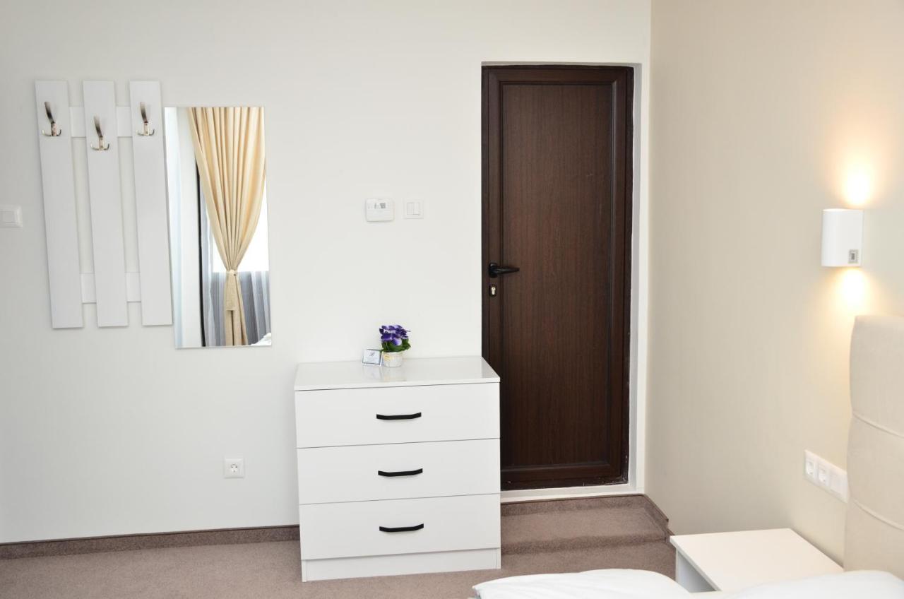 מלון אוגניאנובו Boris House מראה חיצוני תמונה