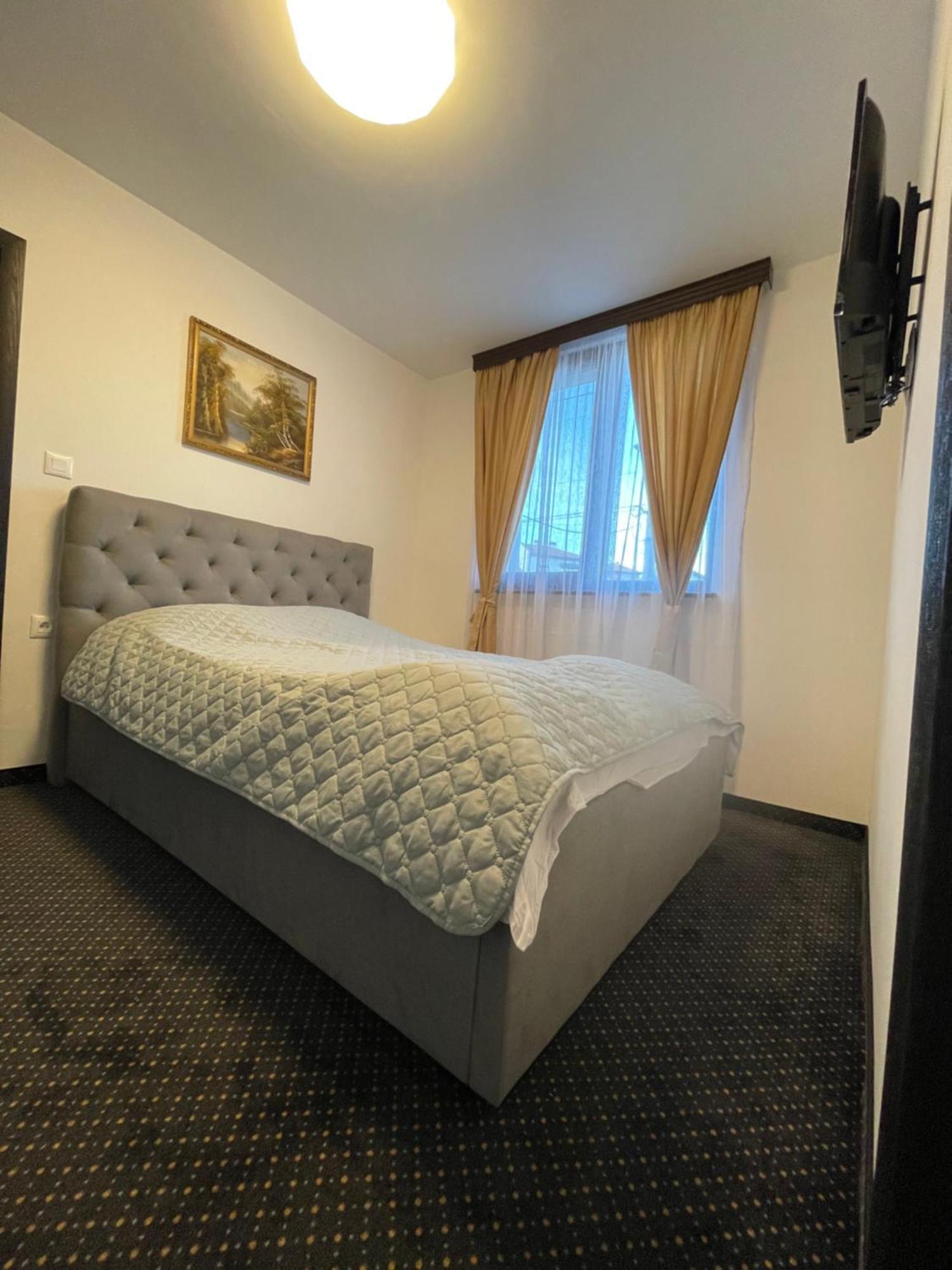 מלון אוגניאנובו Boris House מראה חיצוני תמונה